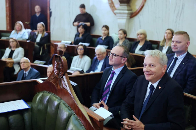 zdjęcie wyróżniające Śląsk stawia na bezpieczeństwo, edukację i zrównoważony rozwój